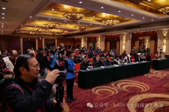 电影《以债之名》安徽蚌埠启动：一部关于“债”与“家”的时代寓言 以光影疗愈中国人的焦虑与温情(图6)